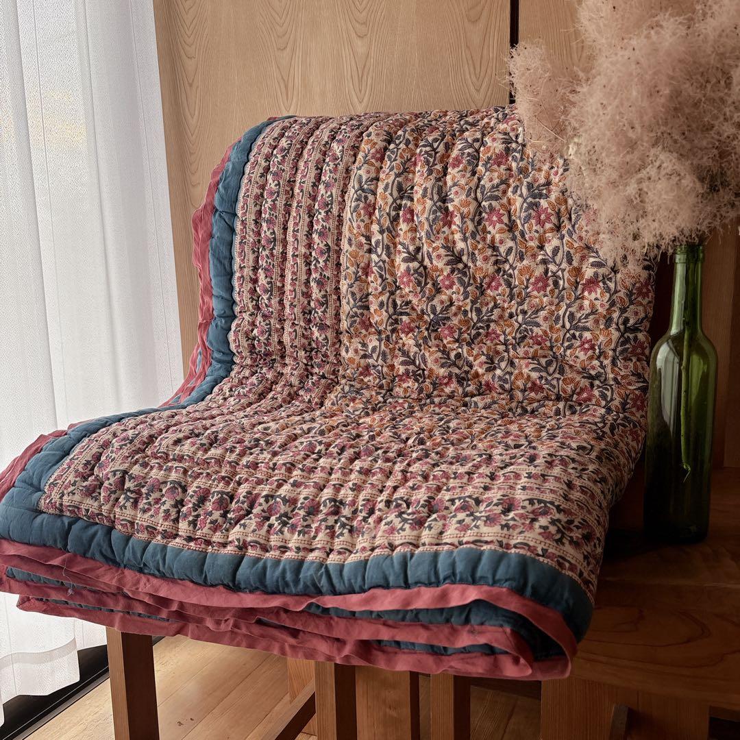 未使用※インド ブロックプリント 中綿入りキルト ノスタルジックブルー