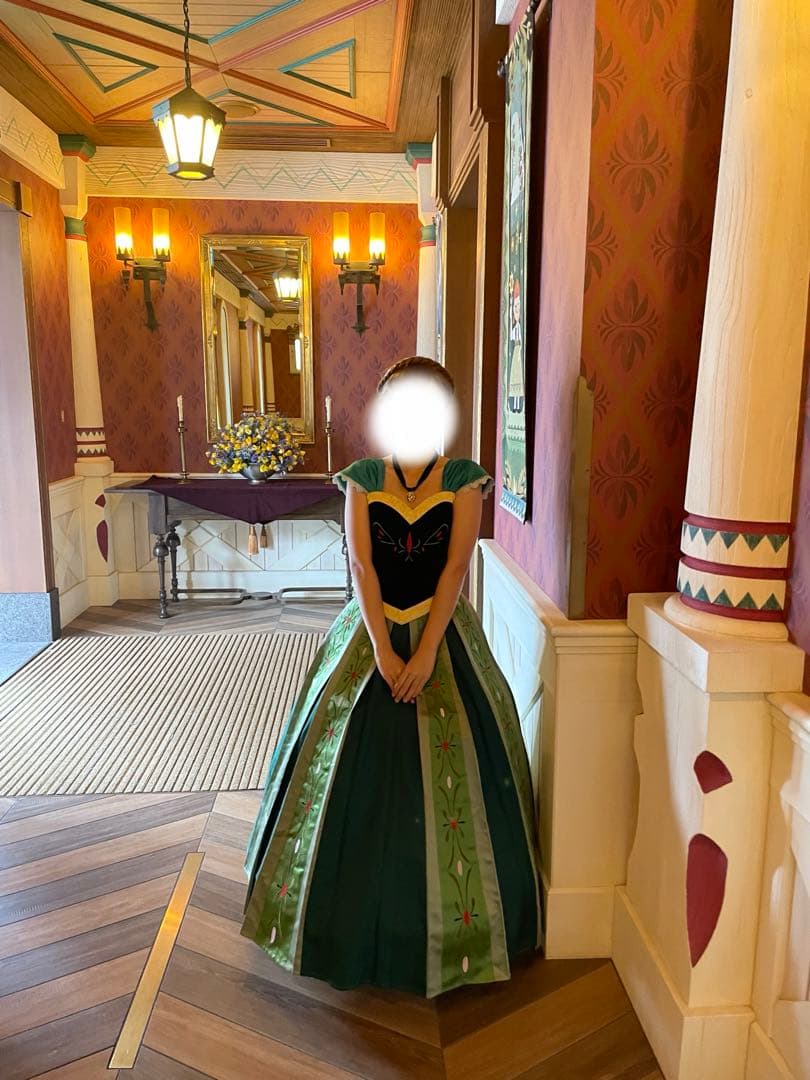 Dハロ　戴冠式アナ　コスプレ3点セット 戴冠式アナ💚 ウィッグ作るの苦戦しました。笑🤯 #dハロ仮装 #dハロ