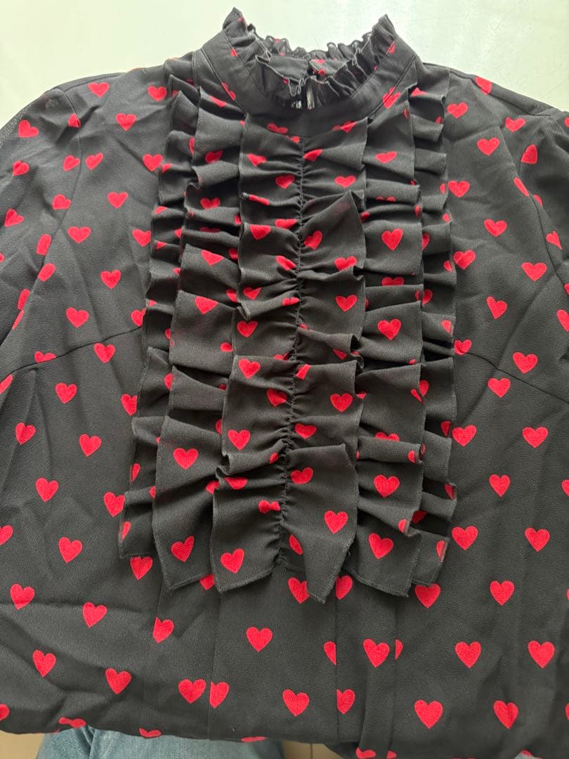 超美品 LOULOUWILLOUGHBY ハート柄フリルブラウス サイズ2 - メルカリ