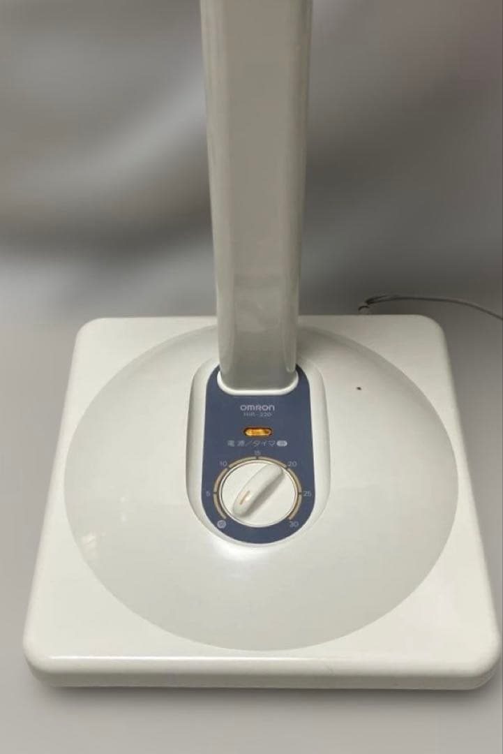 オムロン 赤外線治療器 HIR-220治療器 未使用品 医療用具承認番号 取得