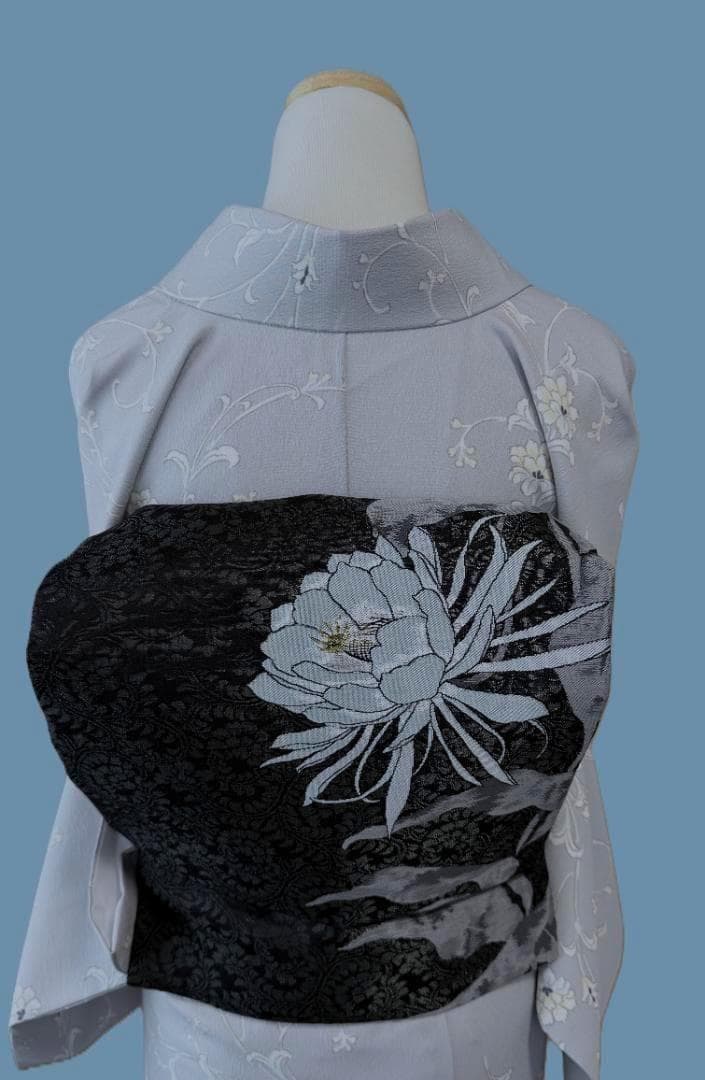 着物12 くるり 東レシルック 唐草紋様袷着物 グレー 身丈165裄丈