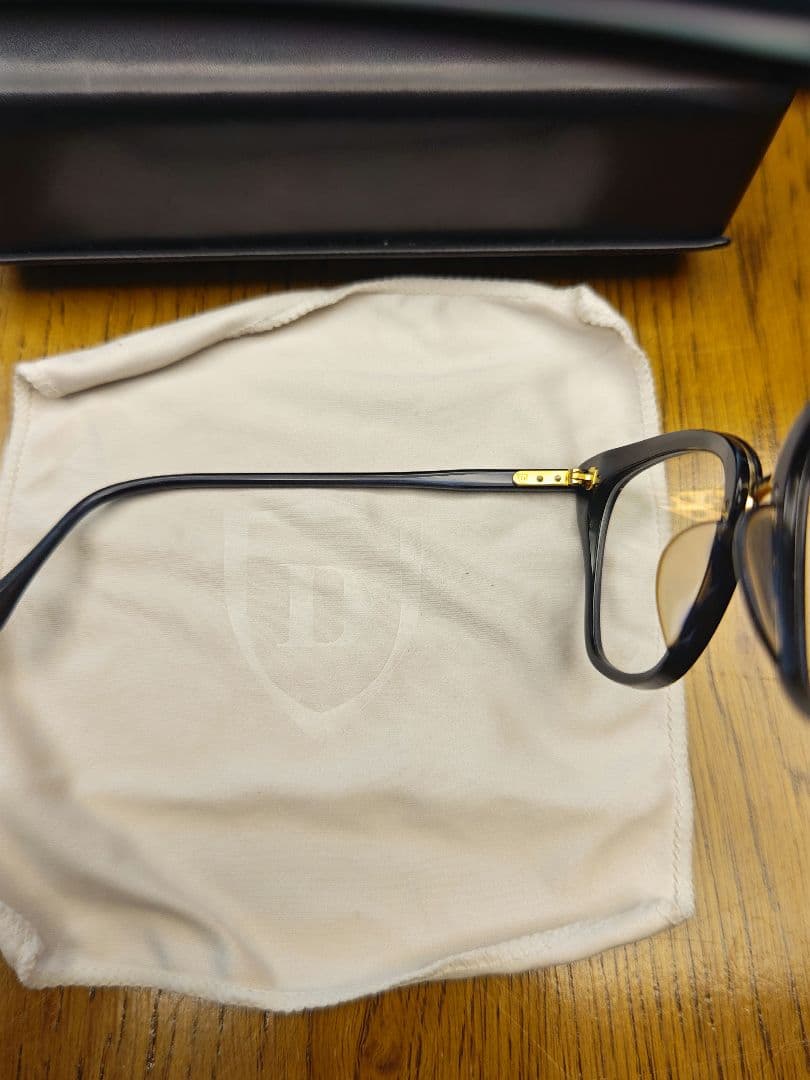 K*G様 メガネ ディータ ブラック キャットアイ - メルカリ