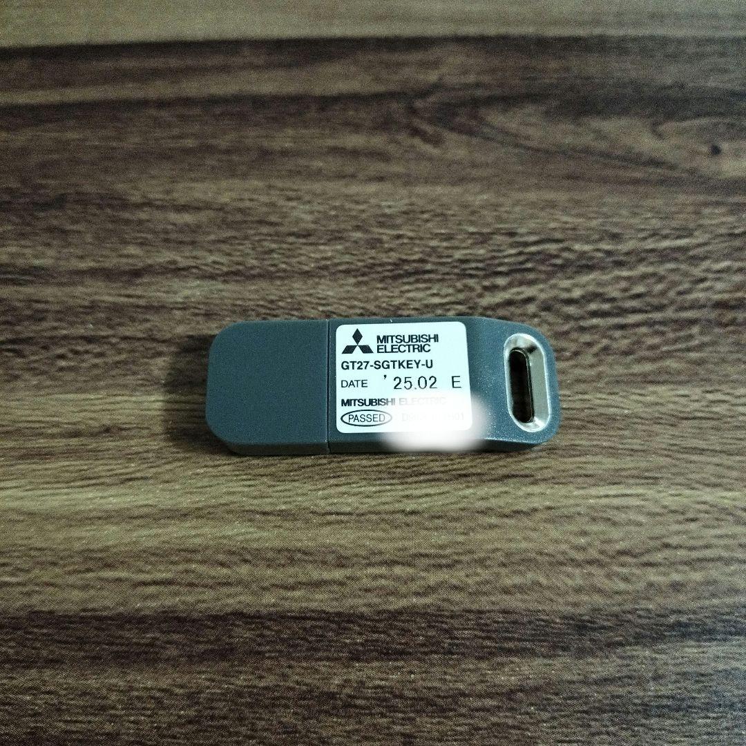 三菱電機GT27-SGTKEY-U SoftGOT2000 ライセンスキー 表示器 GOTシリーズ用 ライセンスキー GT27-SGTKEY-U 三菱電機製｜電子