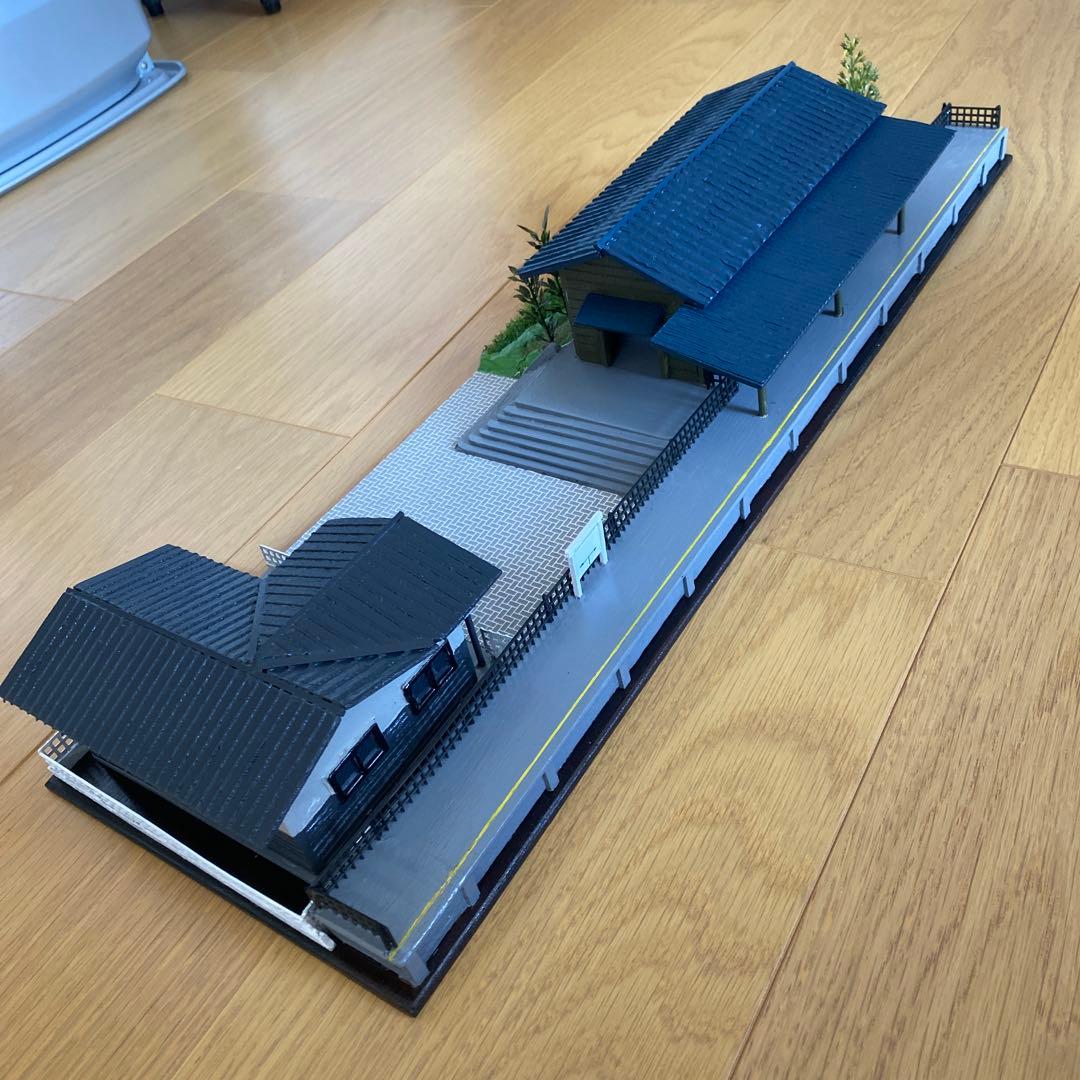 HOゲージ ローカル駅と駅前ジオラマセット - メルカリ