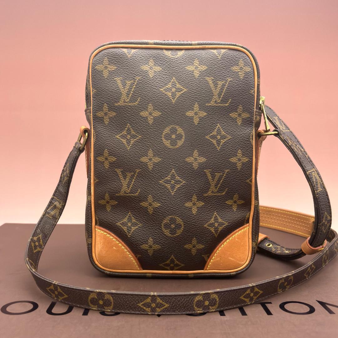 ルイヴィトン アマゾン ショルダーバッグ レディース モノグラム