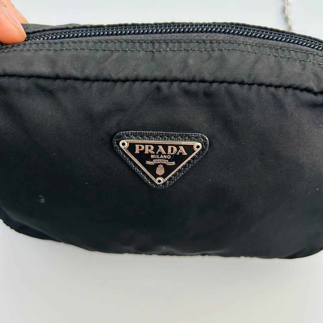 PRADA プラダ チェーン ショルダーバッグ カメラバッグ 黒色 三角