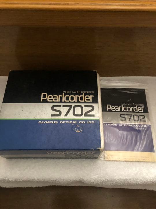 オリンパス　テープレコーダー新品　蔵出し品　レトロ値下げです。 古い赤井テープレコーダーAT-2（1957年） 中古現状品 : アンティークス