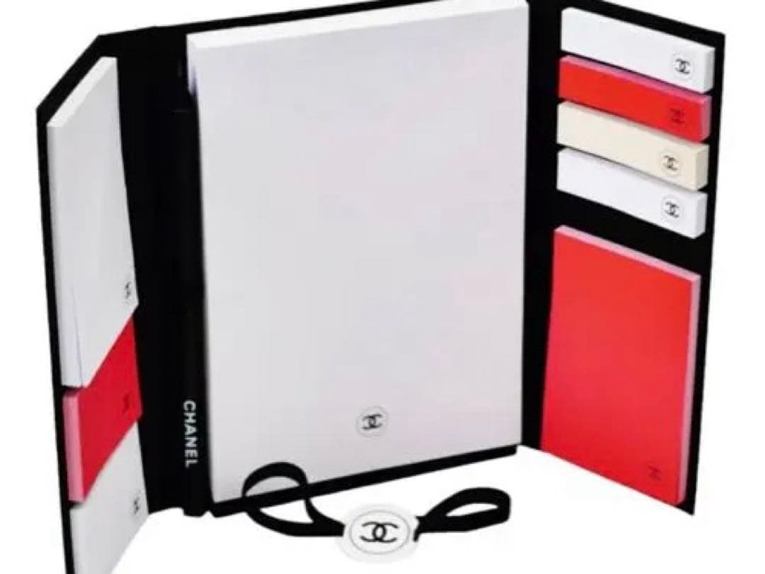 シャネル ラ コレクション付箋＆ペンシルセット - メルカリ