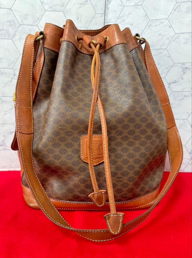 CELINE セリーヌ マカダム柄 トリオンフ ショルダーバッグ 巾着型 PVC