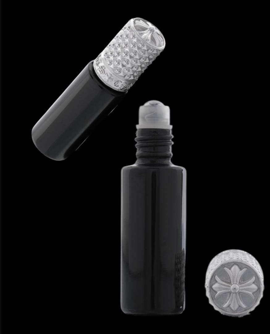 クロムハーツ 香水 ロールオン+33 未開封品 原宿店購入 - メルカリ