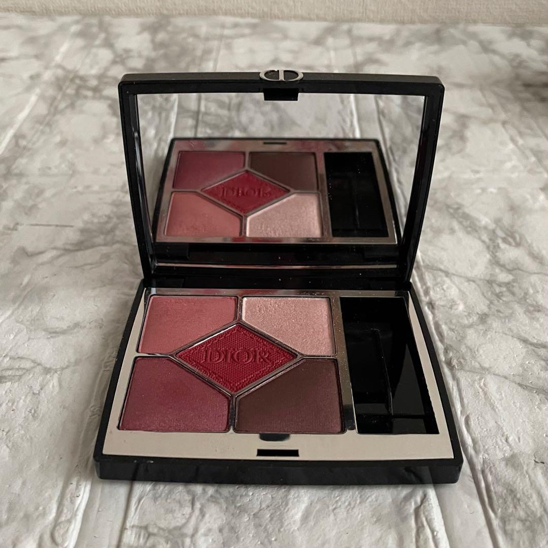 Dior ディオール サンククルール 879 ルージュトラファルガー - アイ