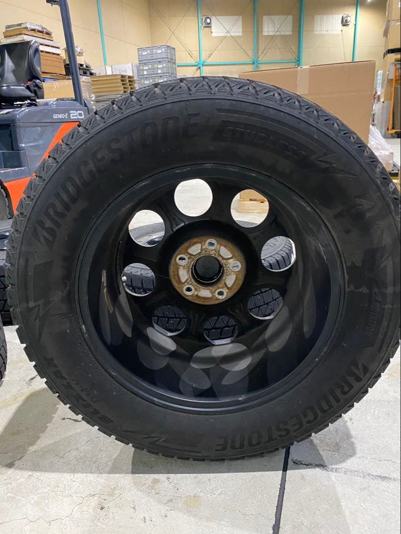 ゆ*け様 ブリヂストン19年製18インチスタッドレスタイヤ グラチェロ