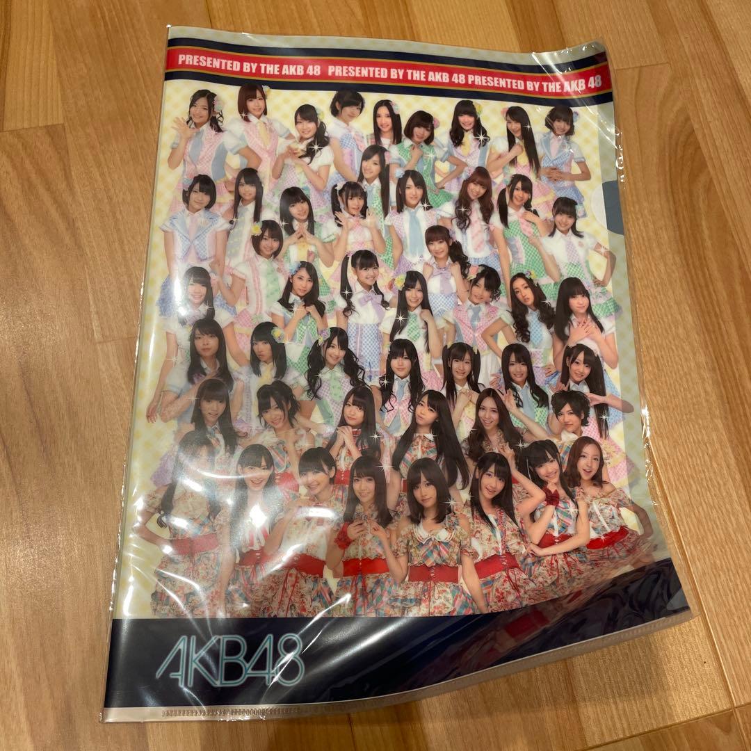 AKB48 クリアファイル メンバー集合 - メルカリ