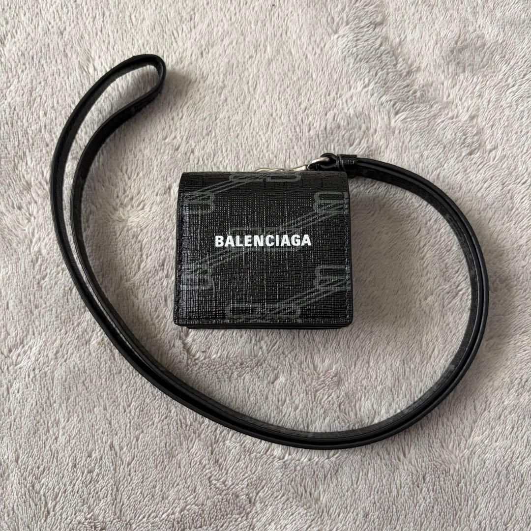 BALENCIAGA AirPodsケース 第3世代 ホルダーストラップ