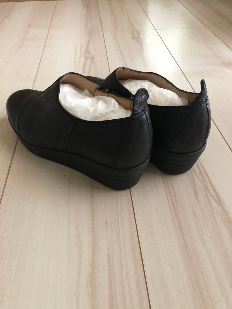 SAYA 新品 23cm サイドファスナーブーティ ヒールの高さ4.5cm