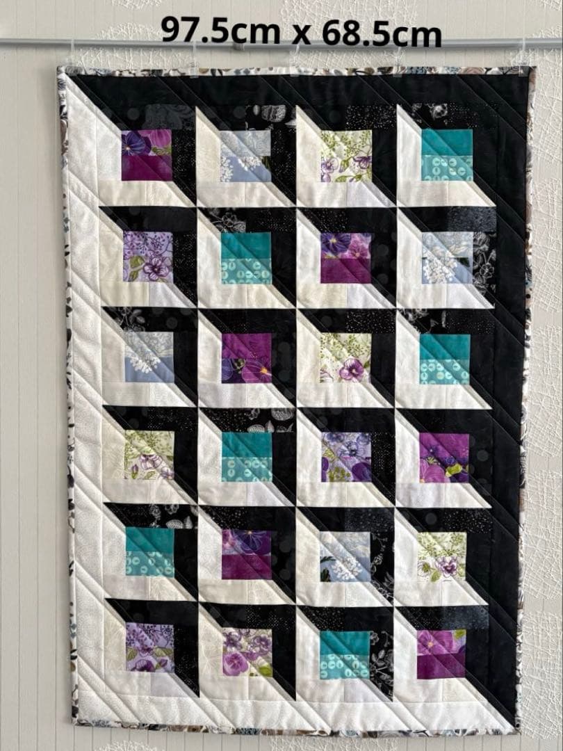 パッチワークキルト タペストリー ハンドメイド - メルカリ