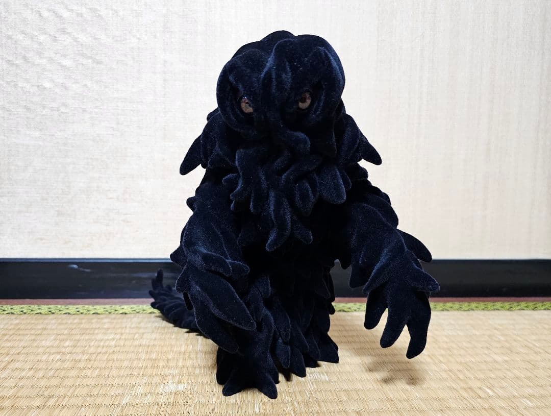 CCP DOARAT限定 ヘドラ上陸期 ブラック フロッキー加工 ソフビ - メルカリ