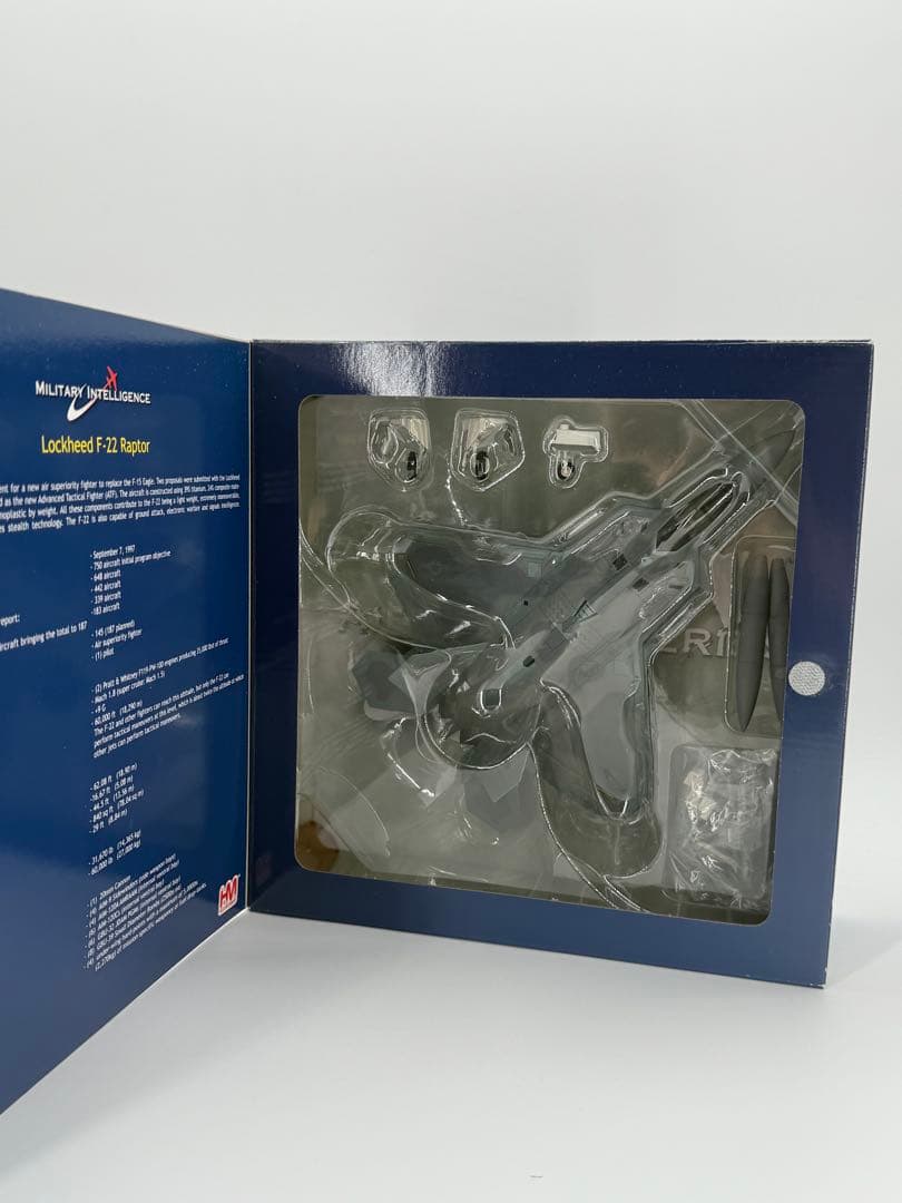 美品 HOBBY MASTER 1/72 F-22 ラプター HA2808