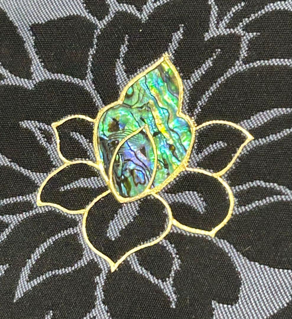 HQS-4 袋帯【藤本 隆士】螺鈿 花唐草 全通 落款