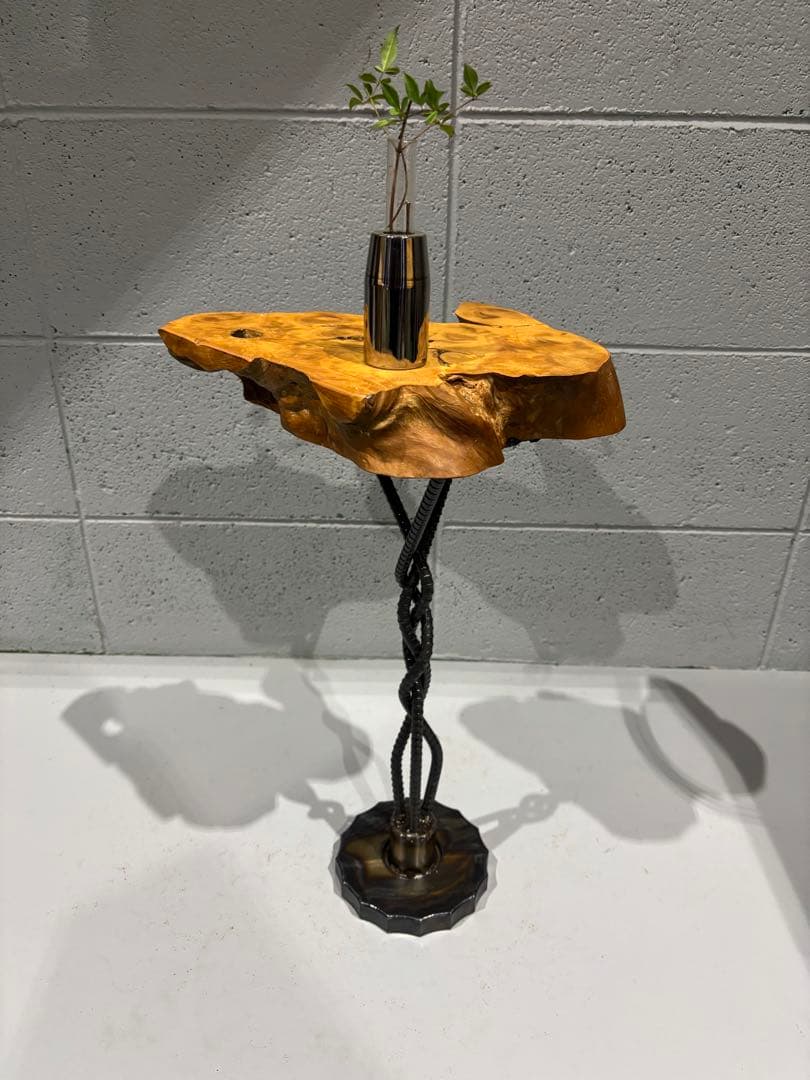 サイドテーブル・ナイトテーブル・ローテーブル m.m.6