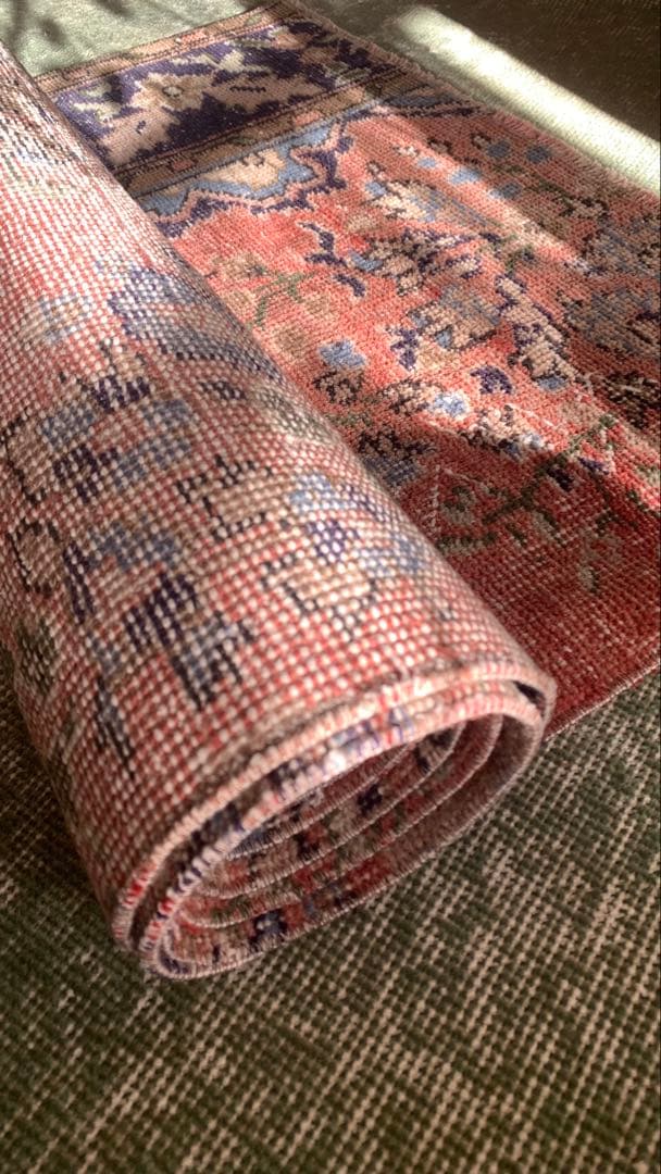 70×237 \"SAKURA” ViNTAGE TURKiSH RUG