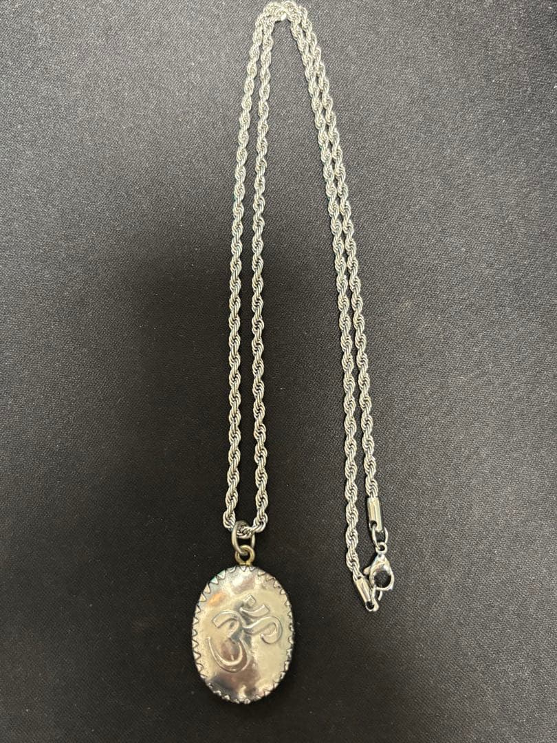 藤井風さん着用 オームペンダント - メルカリ