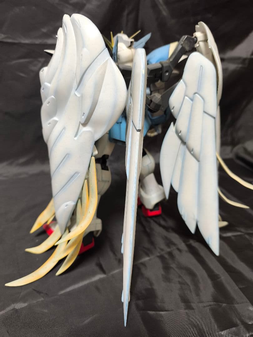 PG 新機動戦記ガンダムW Endless Waltz スノーホワイト完成品 - メルカリ