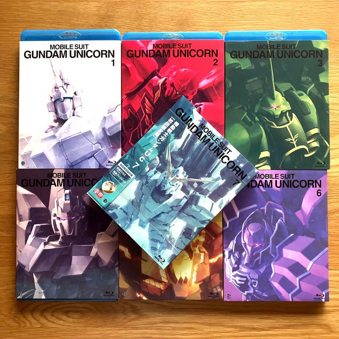 【全巻セット】機動戦士ガンダムUC 7〈初回限定版・2枚組〉7巻まとめ売り 全巻セット】機動戦士ガンダムUC 7〈初回限定版・2枚組〉7巻まとめ売り