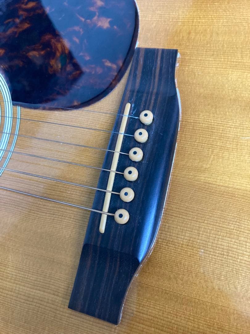 Martin D-28 1994年製サイド割れ補修跡有り