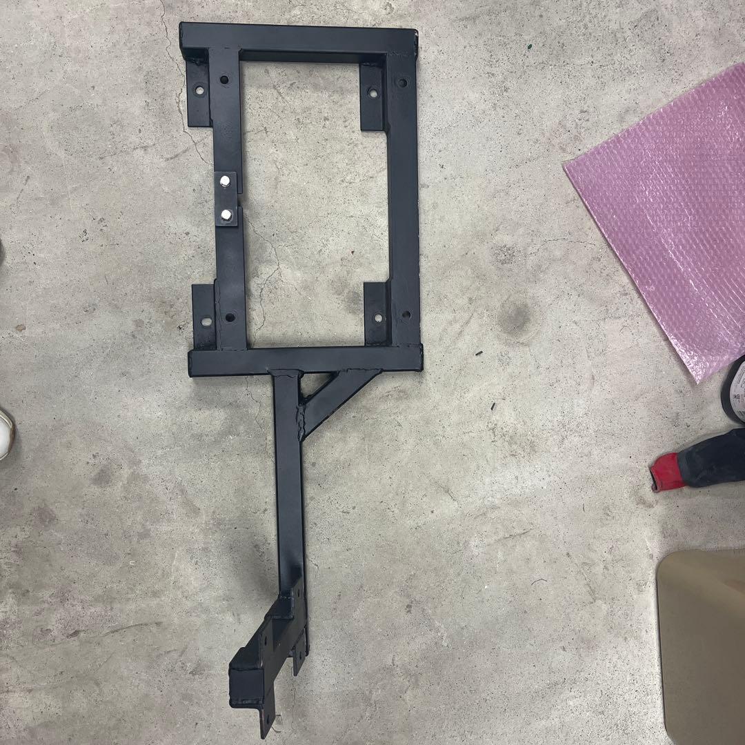 FJクルーザー用　ジェリ缶積載用　ブラケット Yahoo!オークション - FJクルーザー ジェリ缶ホルダー トヨタ FJ crui