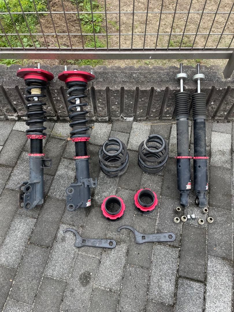 ヴォクシー 80用　BLITZ サスペンションキット 調整可能 Amazon | BLITZ(ブリッツ) 車高調キット【DAMPER ZZ-R SpecDSC Plus