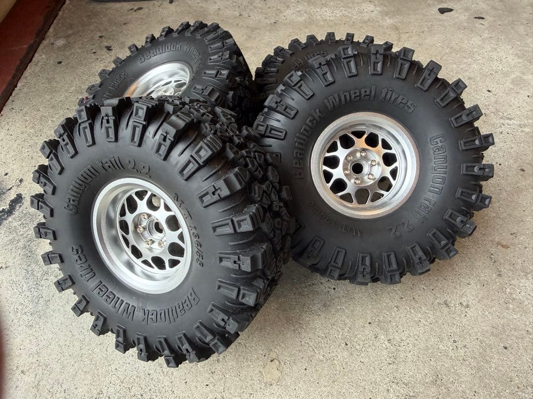 アルミホイール　タイヤ 2.2 ビードロック　trx4 トラクサス　クローラー アルミホイール タイヤ 2.2 ビードロック trx4 トラクサス クローラー