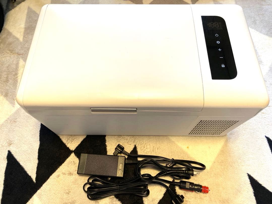 VERSOS 車載冷蔵庫 15L／DC12、24V・AC対応・2年使用・動作OK 車載冷蔵庫 15L 冷凍庫 DC 12V 24V AC 2電源 ポータブル冷蔵庫 車載