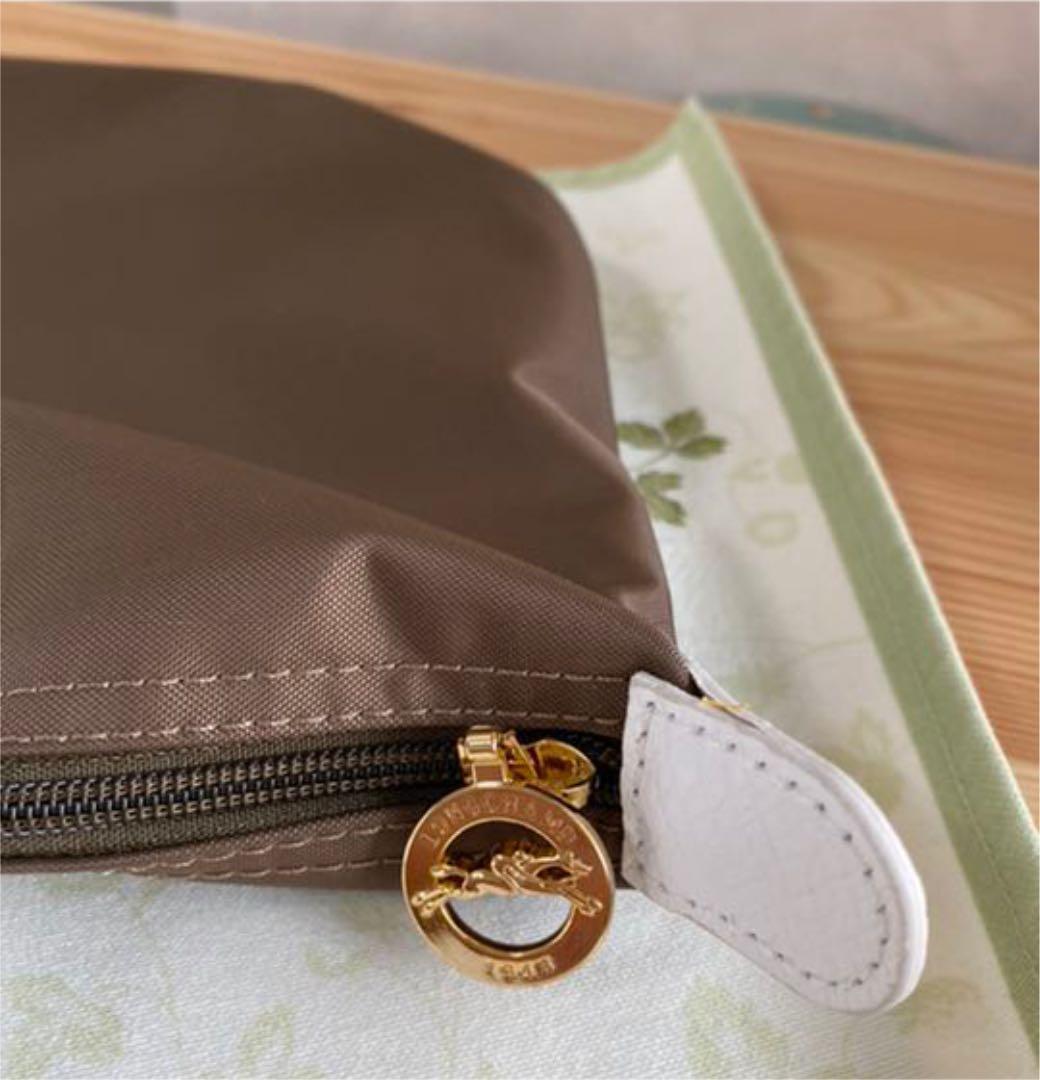 ロンシャンエッフェル塔柄 新品未使用 2022年日本限定 カーキ Sサイズ