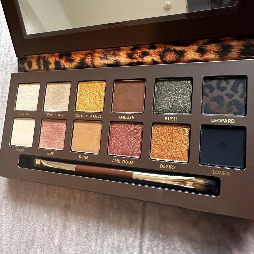 パーフェクトダイアリー 動物アイシャドウパレット ヒョウ 豹 - メルカリ