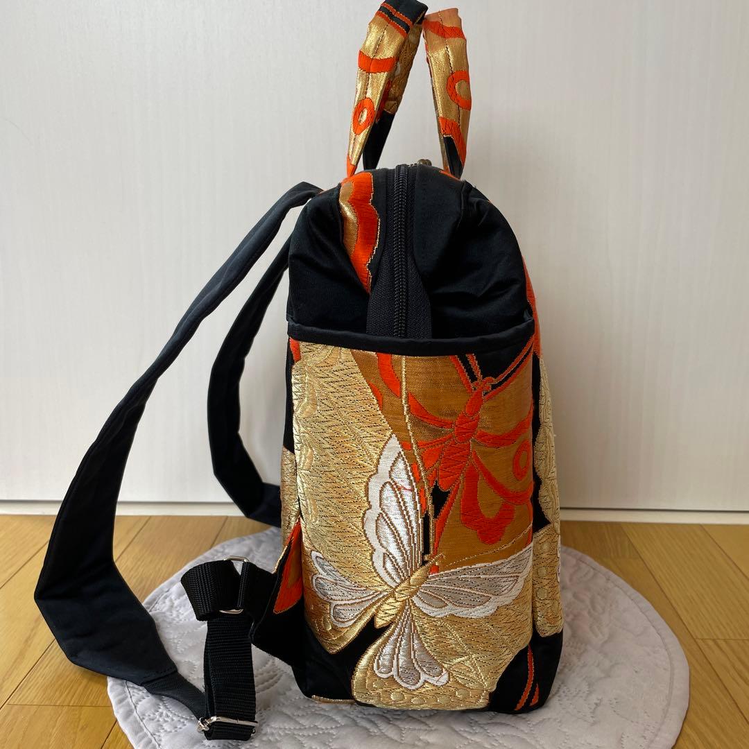 帯リメイク】リュック、ワイヤー入り/黒地に大きな蝶 - メルカリ