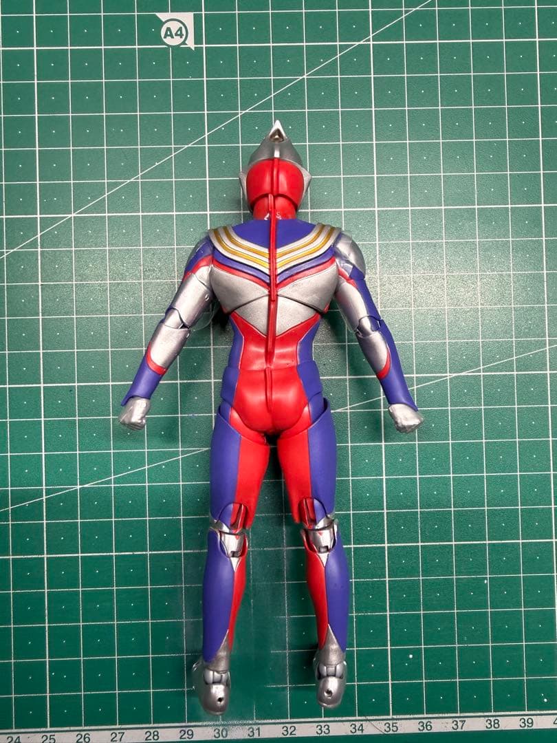 検品未使用 S.H.Figuarts（真骨彫製法）ウルトラマンティガマルチタイプ