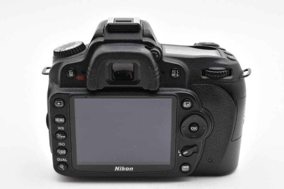★極美品★《ショット数3,262回 》 D90 ボディ 一眼レフカメラ #755