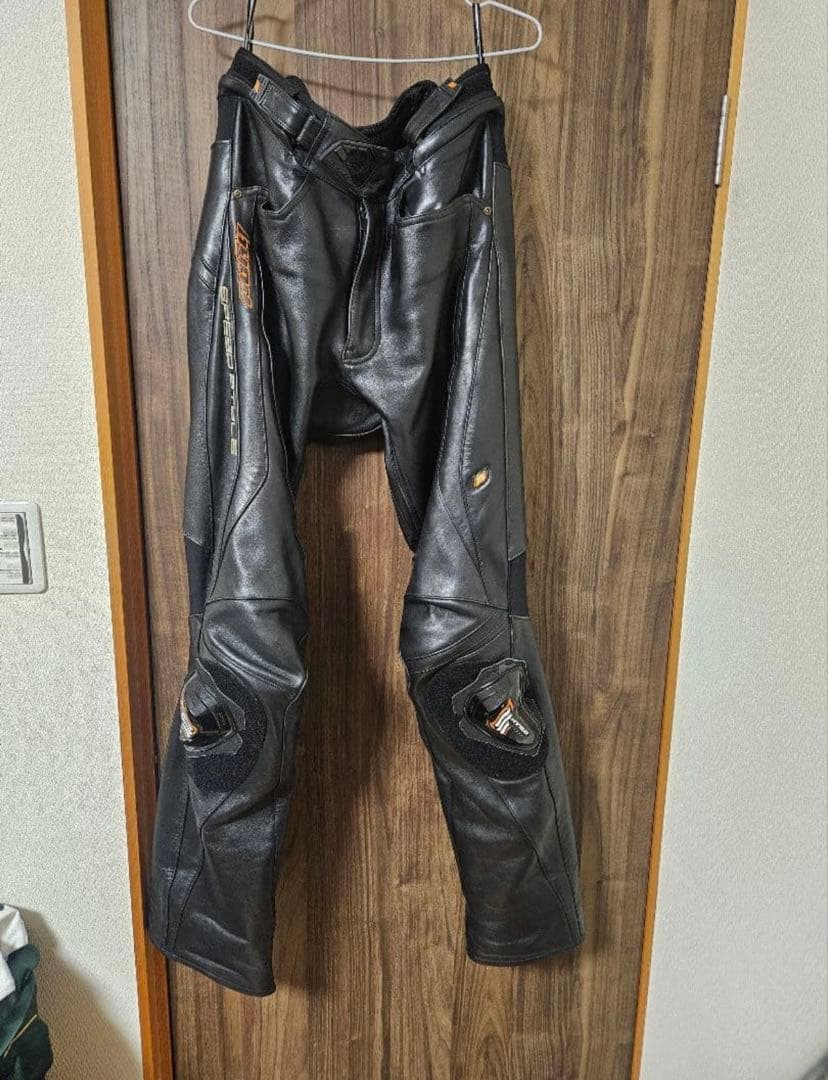 HYOD レザーパンツ スライダー付き 黒LL ブーツアウト hyod レザーパンツ ブーツアウト｜Yahoo!フリマ（旧PayPayフリマ）