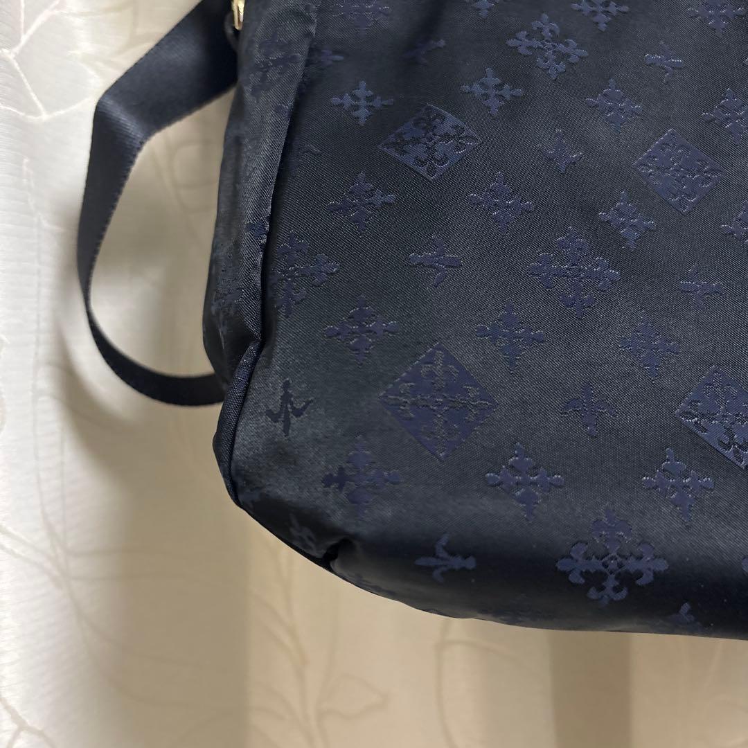 ほぼ未使用ラシット三層構造整理整頓メタルロゴ2way - バッグ工場 直営 店