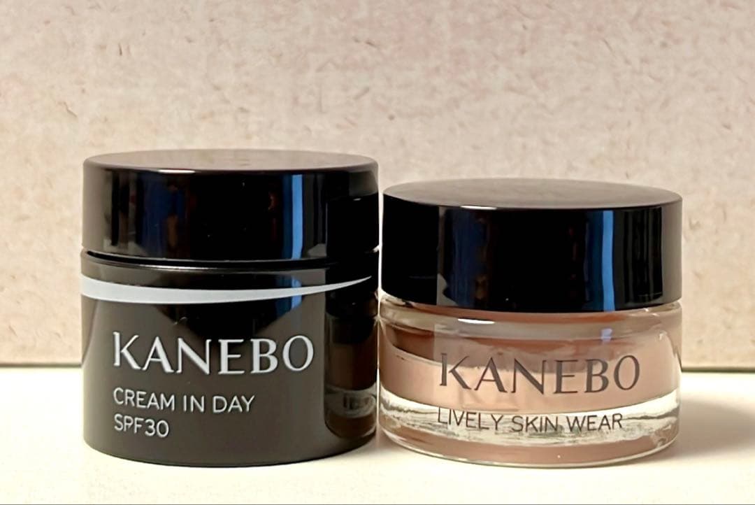 カネボウ】クリーム イン デイⅡ、ライブリースキン ウェアⅡ - メルカリ