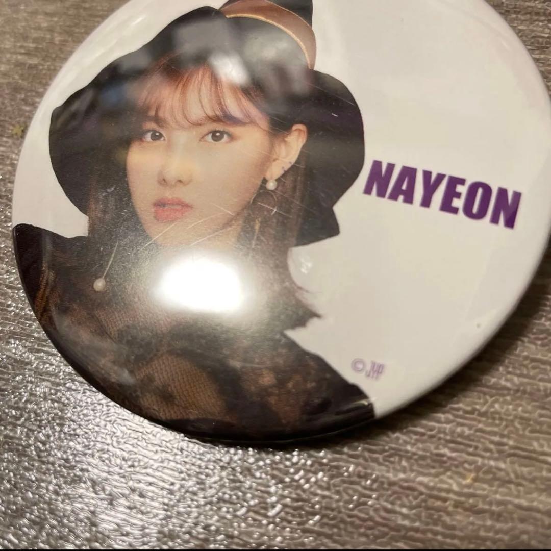 TWICE one more time 缶バッジ ナヨン - メルカリ