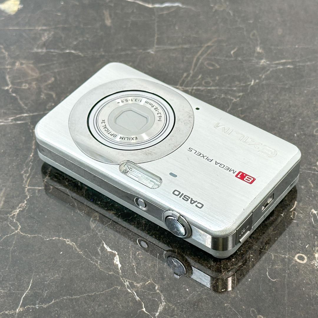 CASIO EXILIM EX-Z20 シルバー - メルカリ