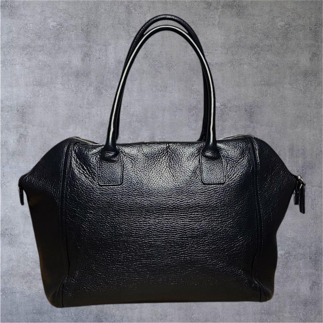 美品 フルラ ハンドバッグ シボ革 A4可能 大容量 肩掛け 旅行 ブラック