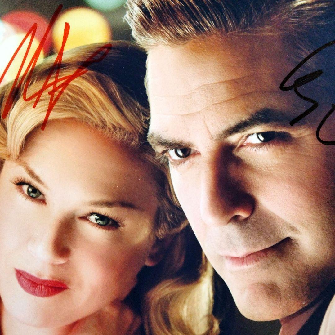 ジョージ・クルーニーとレニー・ゼルウィガー直筆サイン入り写真