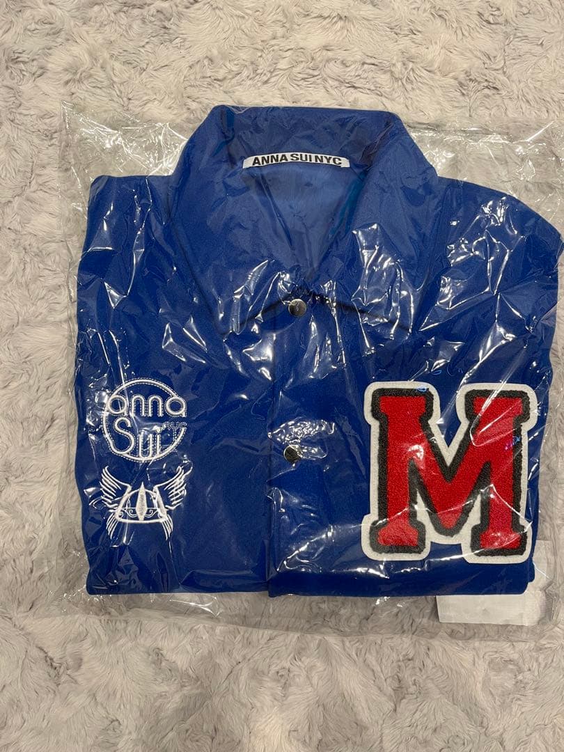 ベイビーわるきゅーれ エブリデイ スタジャン まひろ ベイビーわるきゅーれ エブリデイ！ スタジャン（ANNASUI NYCコラボ）