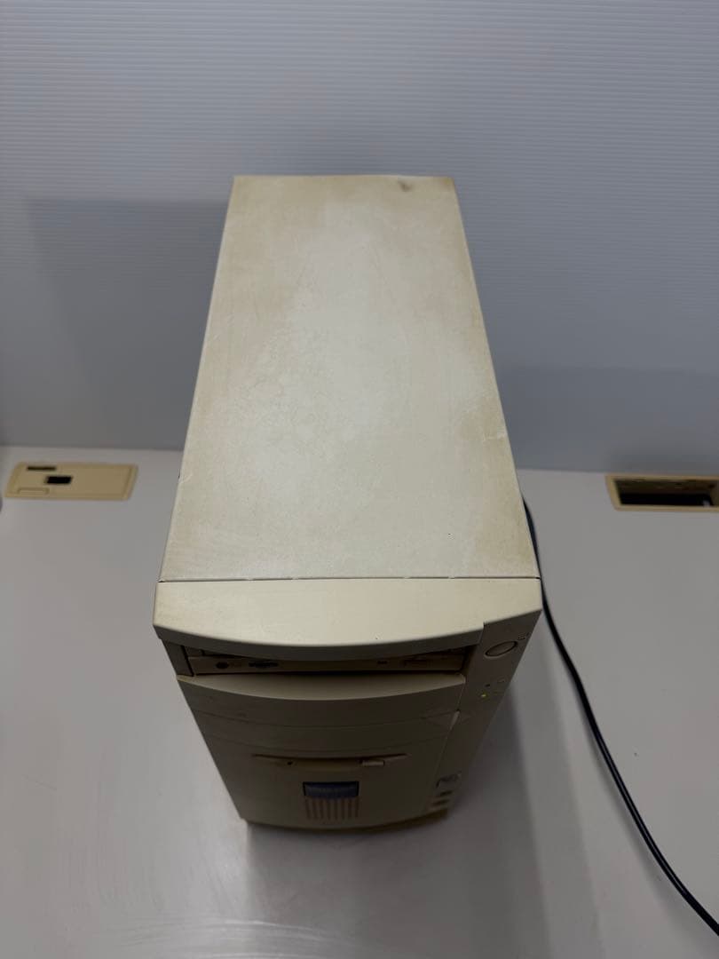 PC‑9821 V200 本体のみ 通電確認済 ジャンク扱い - メルカリ