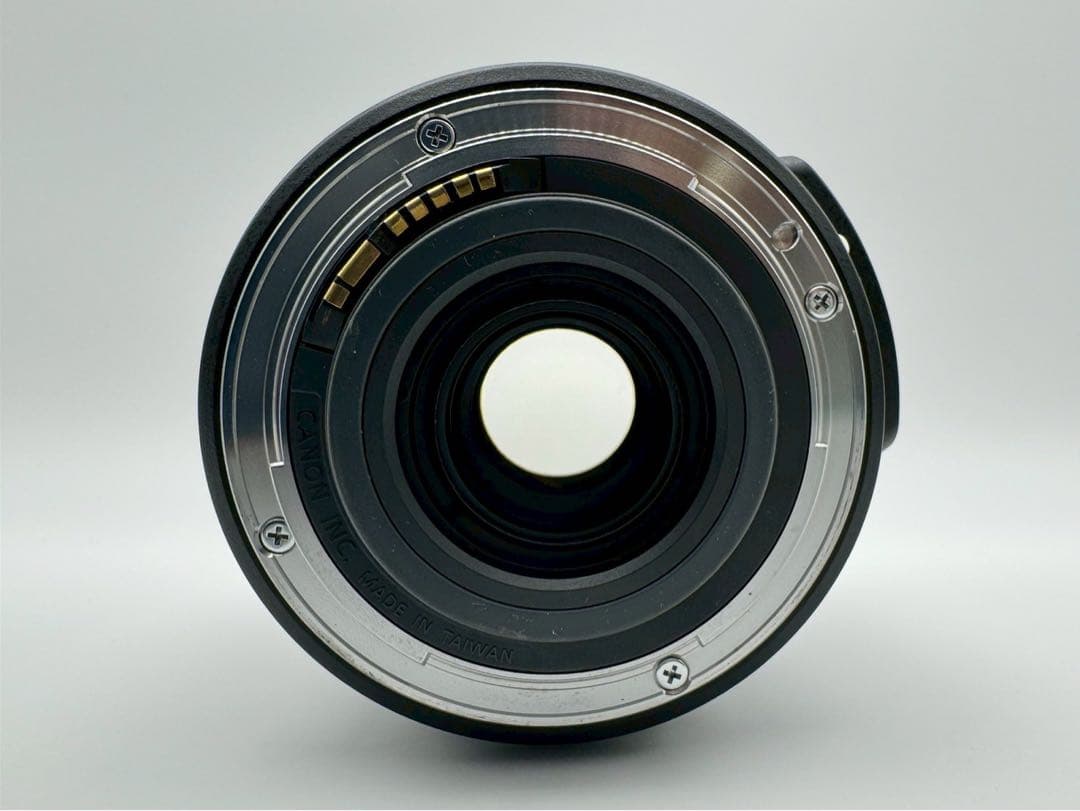 ☆美品【Canon】EF-S 15-85mm F3.5-5.6 IS USM