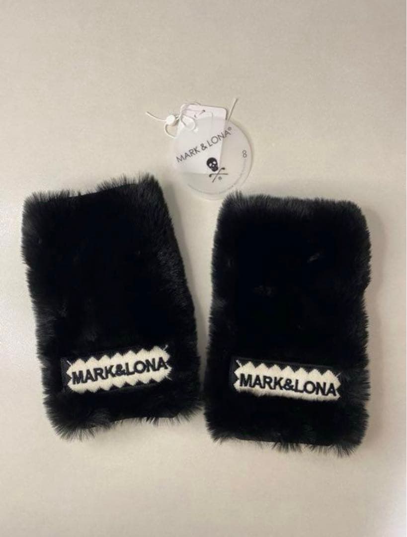 【完売品】MARK&LONA ハンドウォーマー 38608-03.jpg