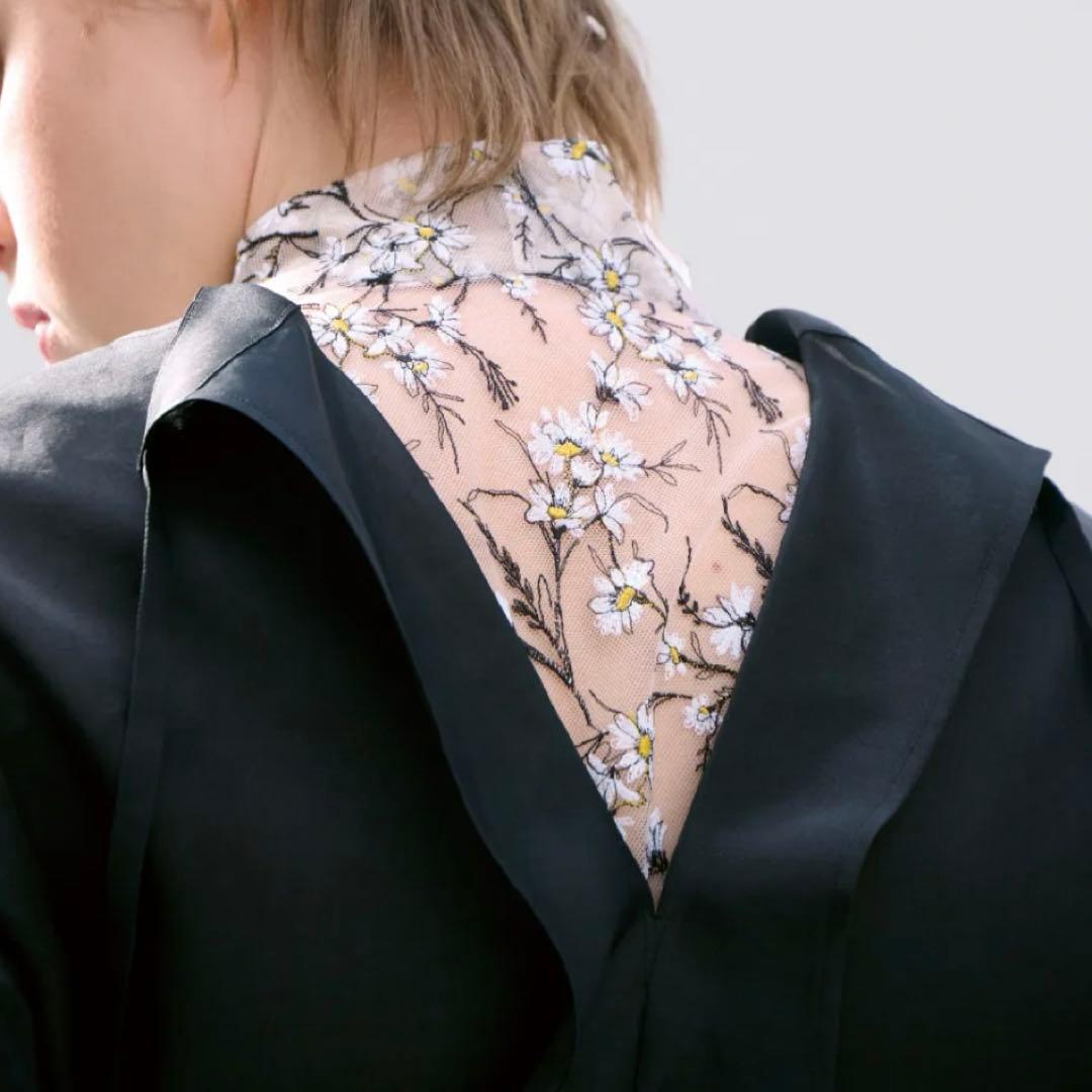 ブラミンク2025SPRING フラワーチュールレースリボンブラウス 38